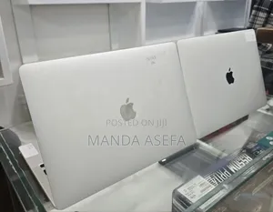 Photo - New Laptop Apple MacBook Pro M1 8GB Apple M1 SSD 256GB