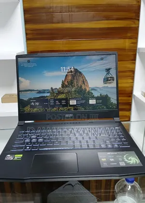 New Laptop MSI 16GB AMD Ryzen 5 SSD 1T