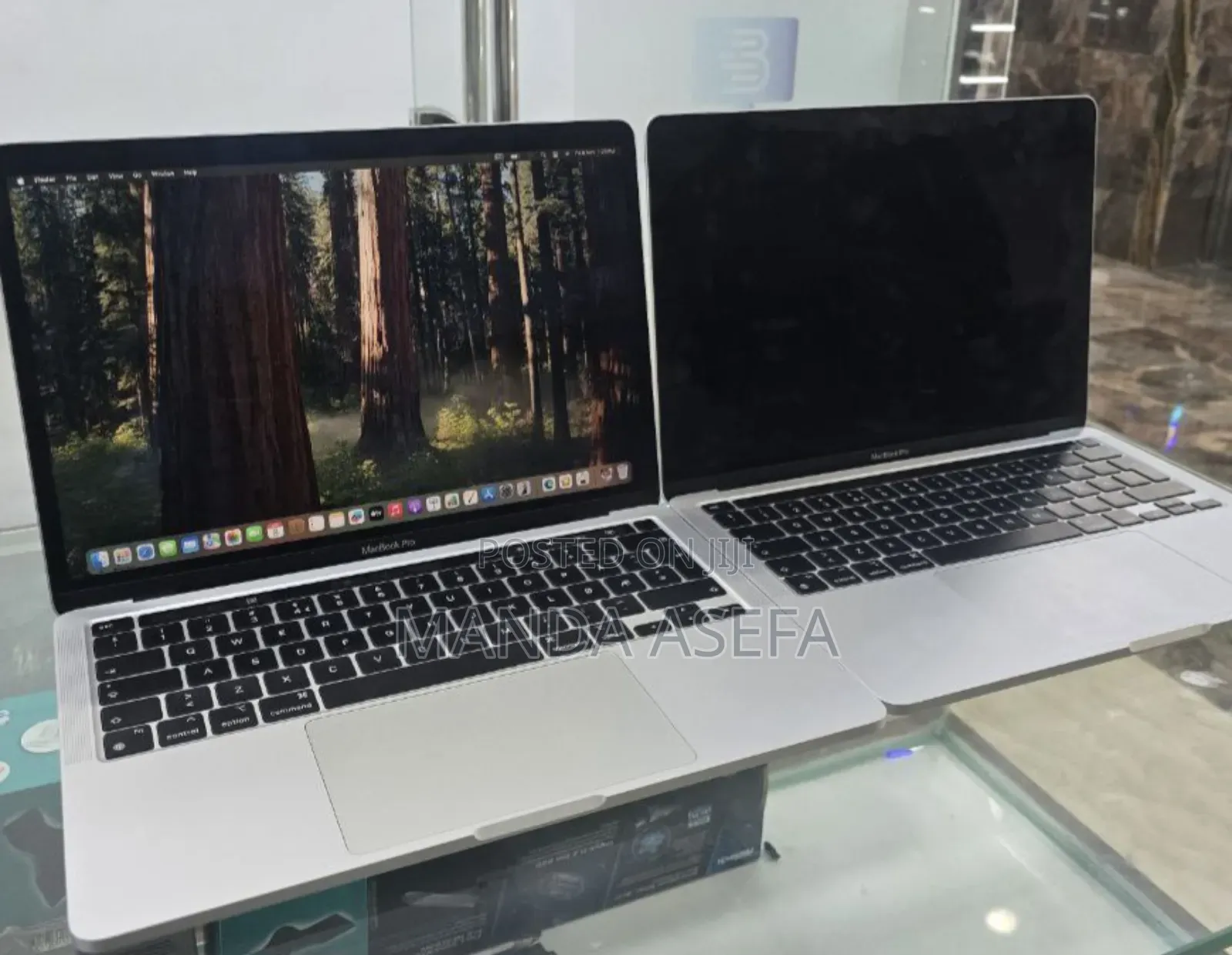 New Laptop Apple MacBook Pro M1 8GB Apple M1 SSD 256GB