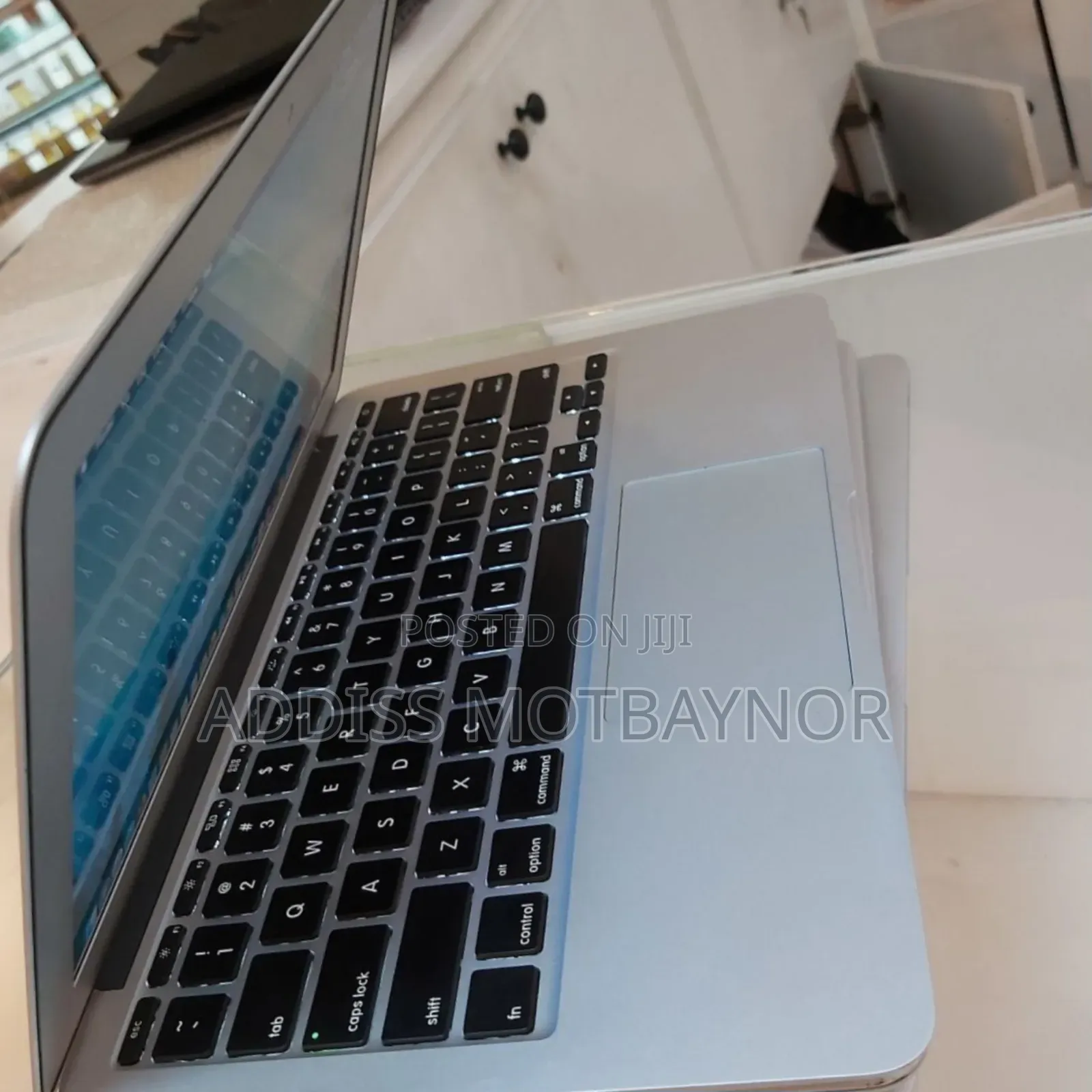 New Laptop Apple MacBook 2015 16GB Intel Core I5 SSD 512GB