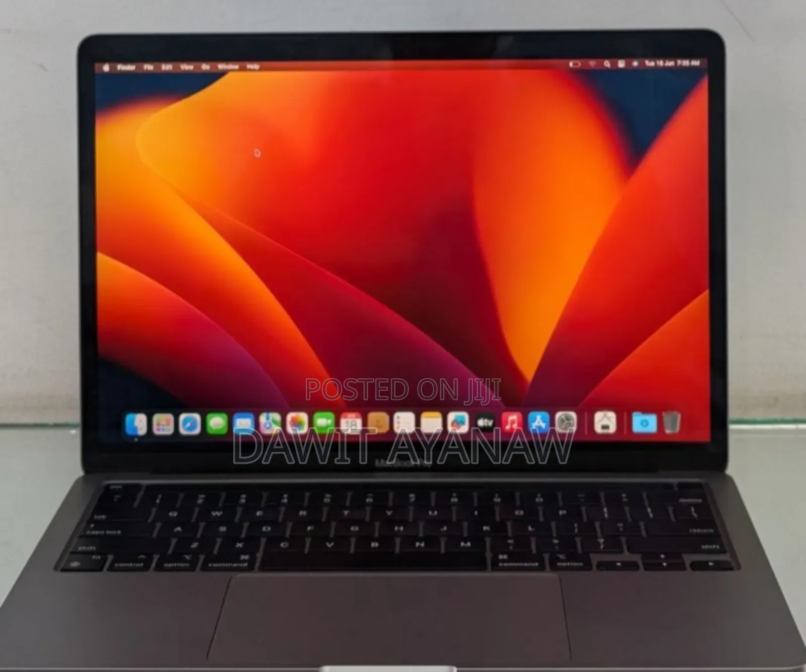New Laptop Apple MacBook Pro 2020 8GB Intel Core I5 SSD 256GB