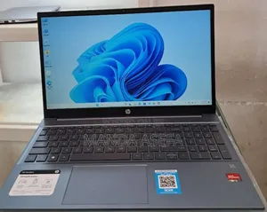 New Laptop HP Pavilion 15 8GB AMD Ryzen 5 SSD 512GB