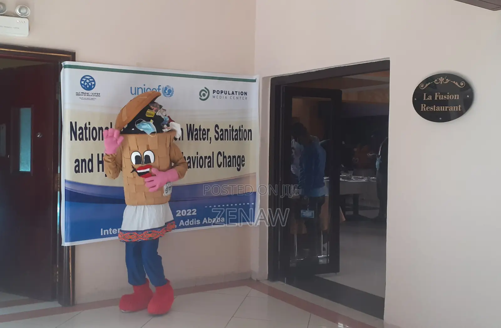 ተለባሽ አሻንጉሊት Big Discount Only for One Week Tom and Jerry M