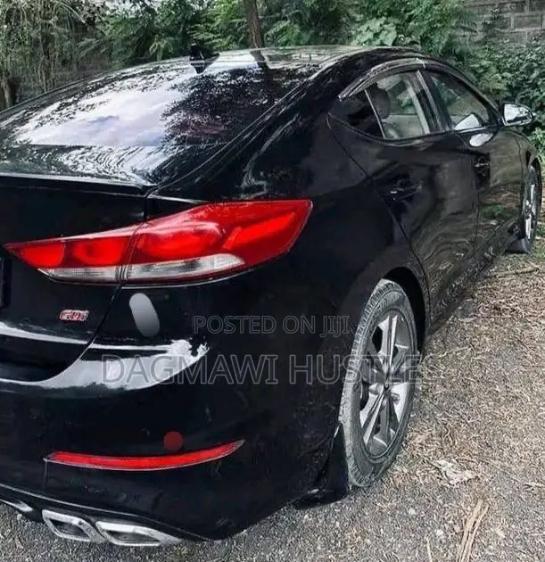 Hyundai Avante 2017 Black