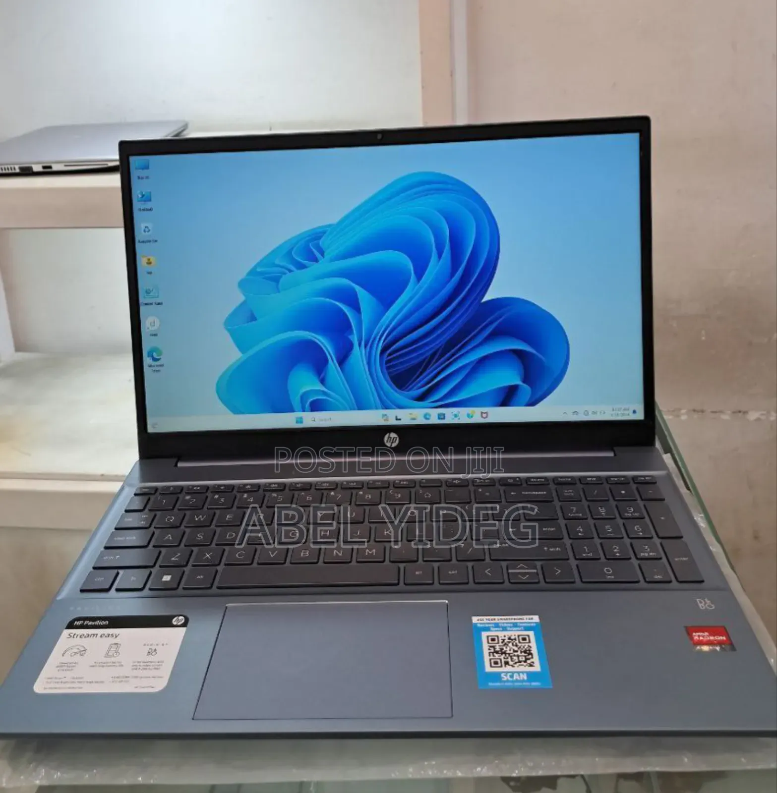 New Laptop HP Pavilion 15 8GB AMD Ryzen 5 SSD 512GB