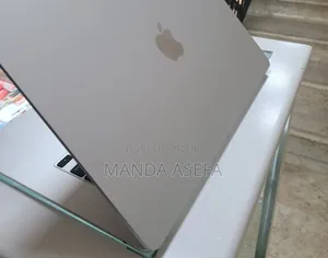 Photo - New Laptop Apple MacBook Air 8GB Apple M2 SSD 256GB
