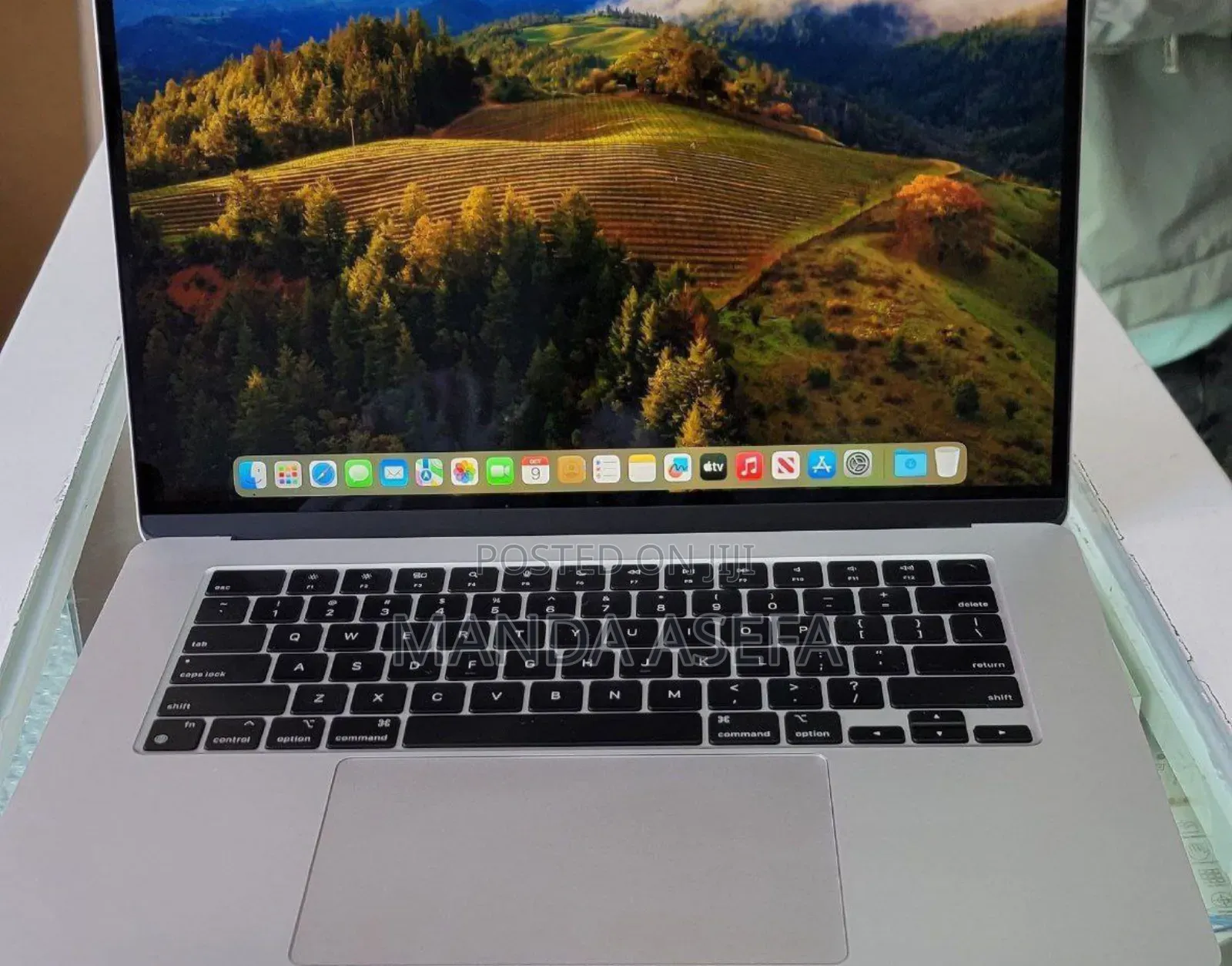 New Laptop Apple MacBook Air 8GB Apple M2 SSD 256GB