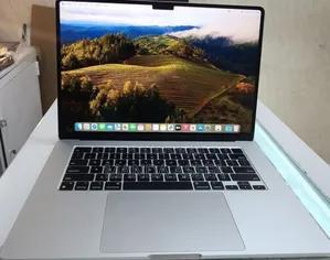 New Laptop Apple MacBook Air 8GB Apple M2 SSD 256GB