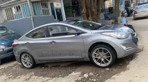 Hyundai Avante 2015 Silver