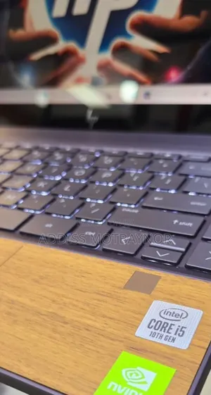 New Laptop HP Envy X360 8GB Intel Core I5 SSD 512GB