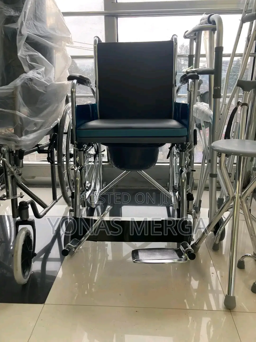 Bathroom Wheelchair፩°Fዊልቼርwheelchair፩1wheelchair€৳Wheelchair