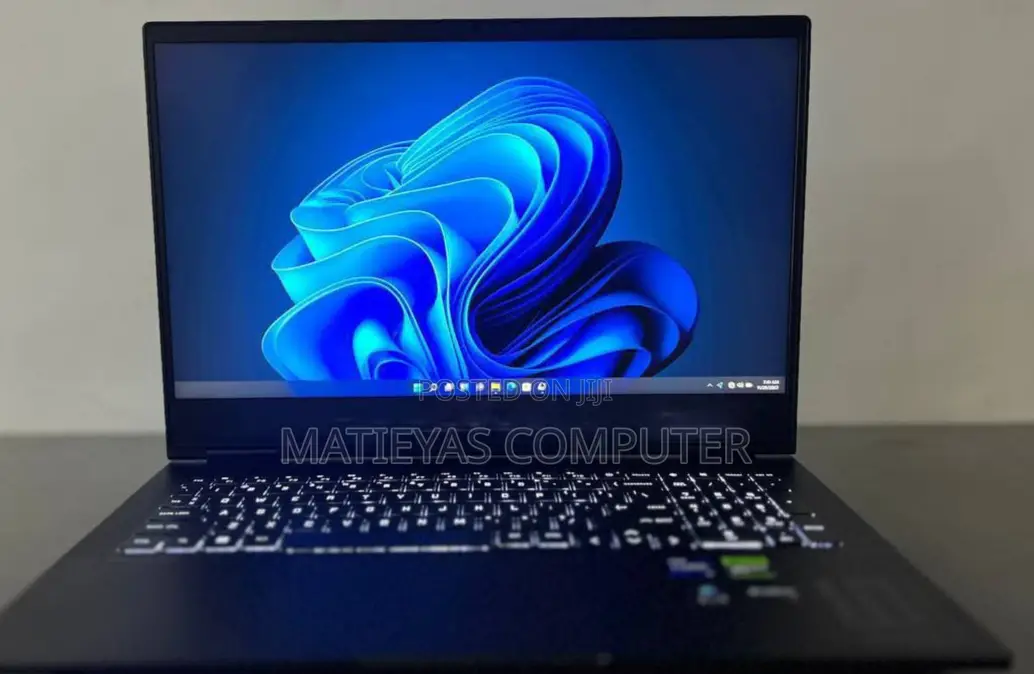 New Laptop HP Omen 16 16GB AMD Ryzen 9 SSD 512GB