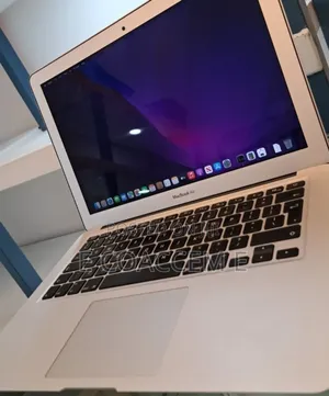 New Laptop Apple MacBook 16GB Intel Core I7 SSD 512GB