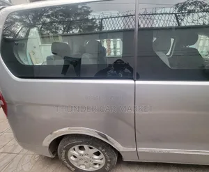 Hyundai Starex 2016 Silver