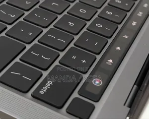 New Laptop Apple MacBook Pro M1 8GB Apple M1 SSD 256GB