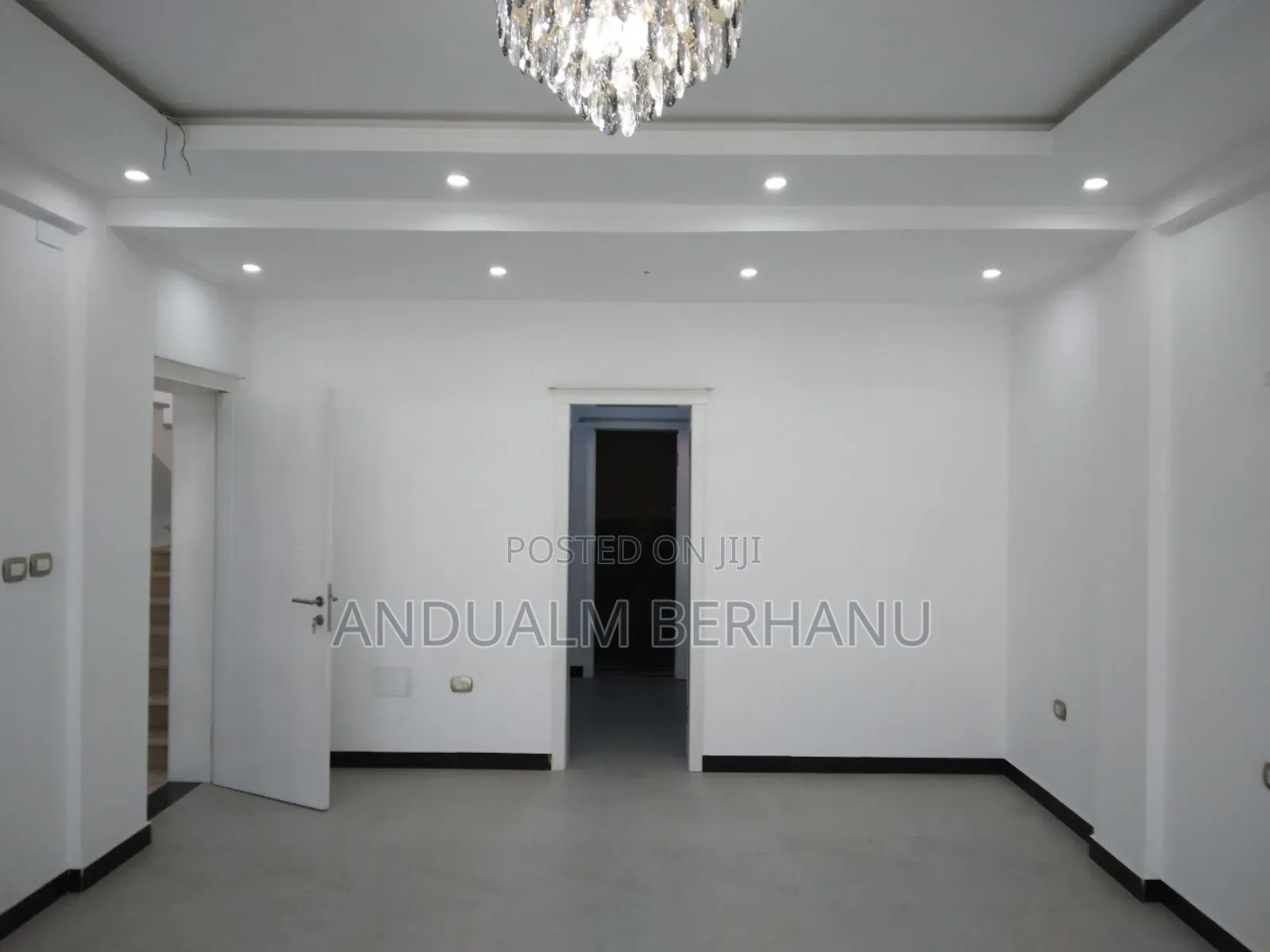 7bdrm Villa in Bole for sale