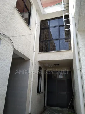 7bdrm Villa in Bole for rent