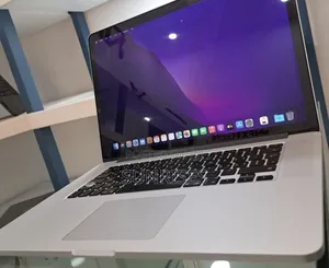 New Laptop Apple MacBook Pro 2017 8GB Intel Core I5 SSD 256GB