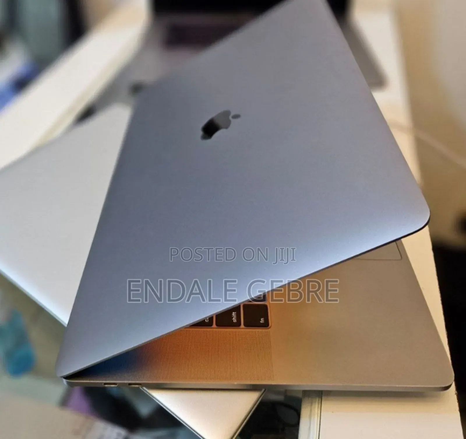 New Laptop Apple MacBook Pro 2019 32GB Intel Core I9 SSD 1T