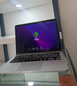 Photo - New Laptop Apple MacBook Pro 2017 8GB Intel Core I5 SSD 256GB