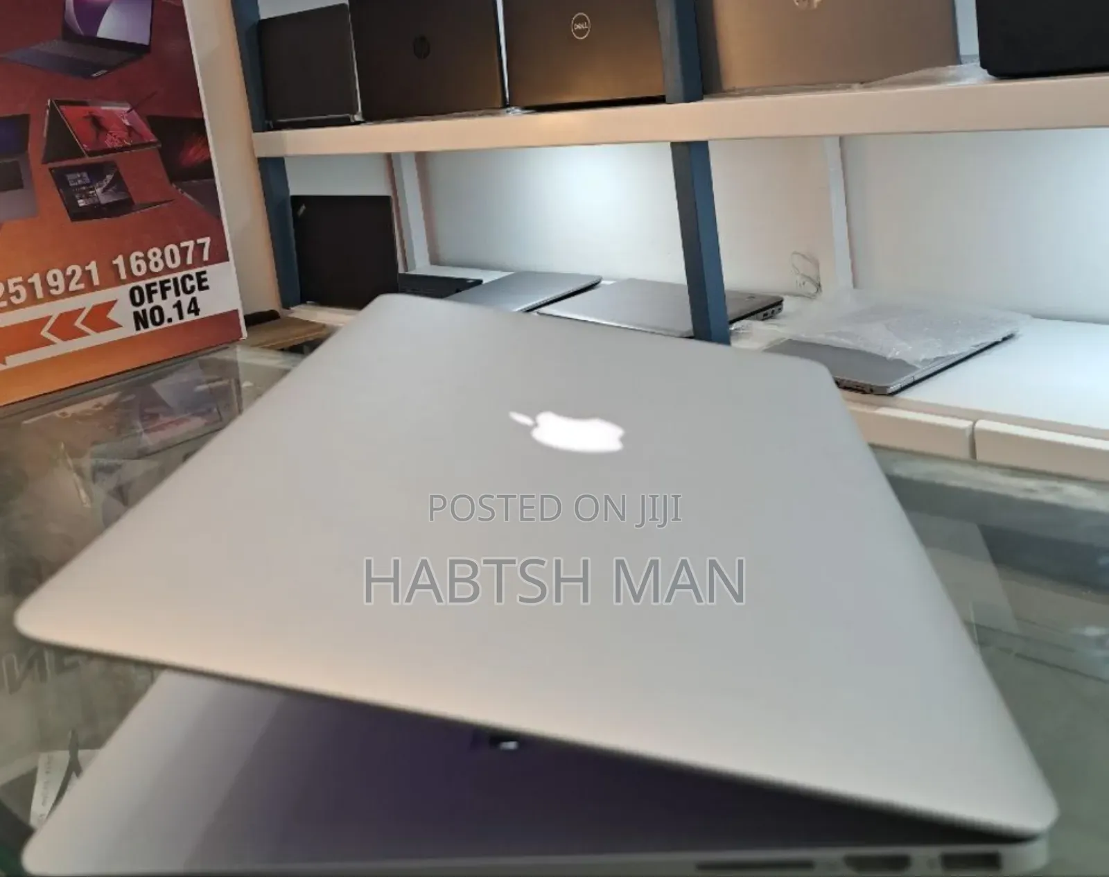 New Laptop Apple MacBook Pro 2017 8GB Intel Core I5 SSD 256GB