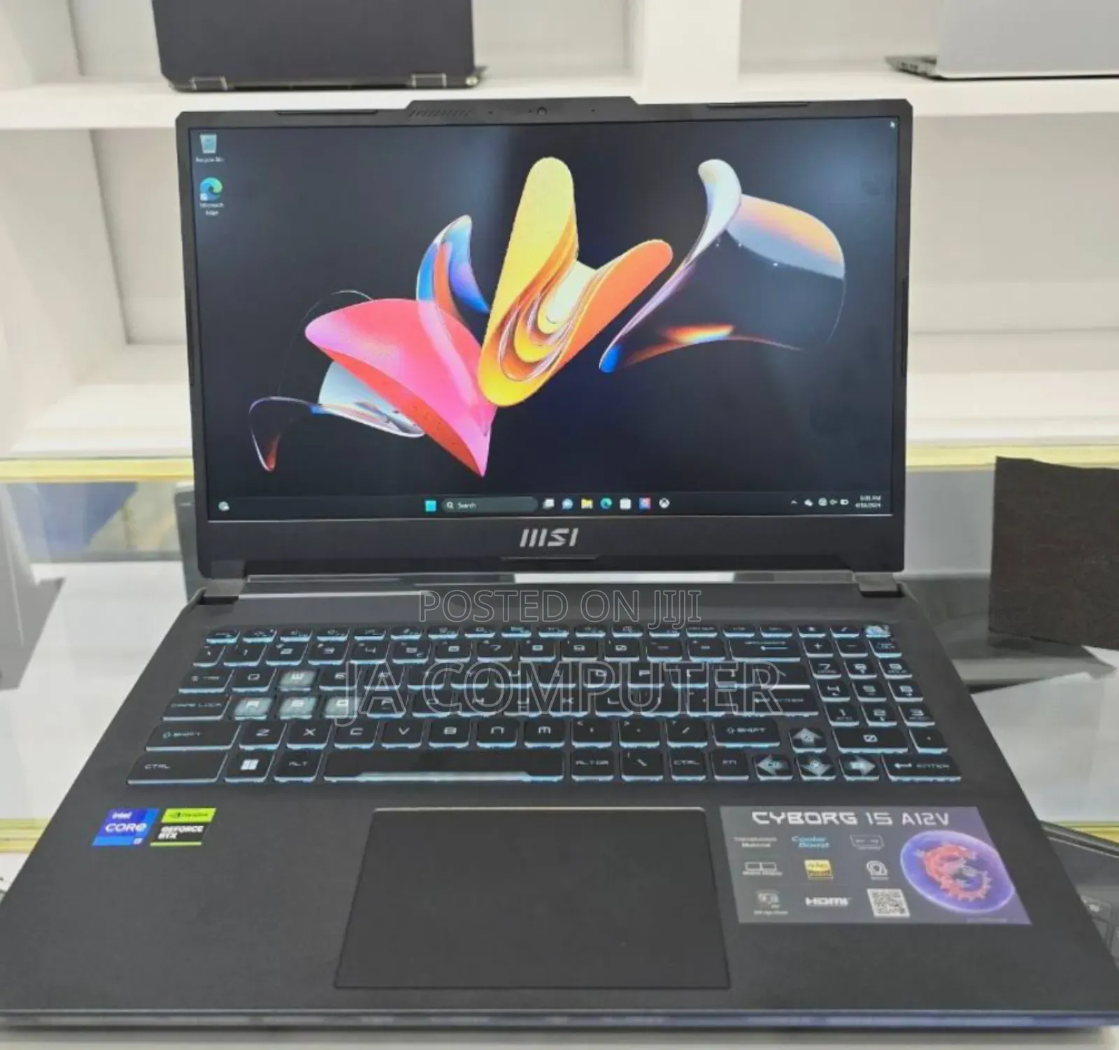 New Laptop MSI Crosshair 15 16GB Intel Core I7 SSD 512GB