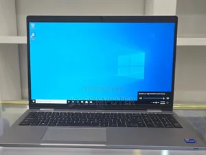 Photo - New Laptop Dell Precision 3561 16GB Intel Core I7 SSD 256GB