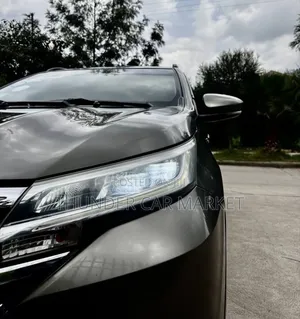 Photo - Toyota Rush 2019 Green