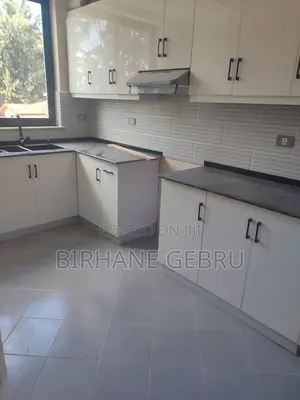 3bedroom Luxury Apartment Rent