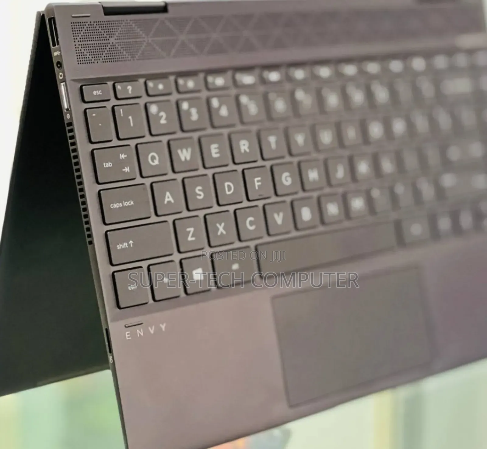 New Laptop HP Envy X360 8GB AMD Ryzen 5 SSD 512GB