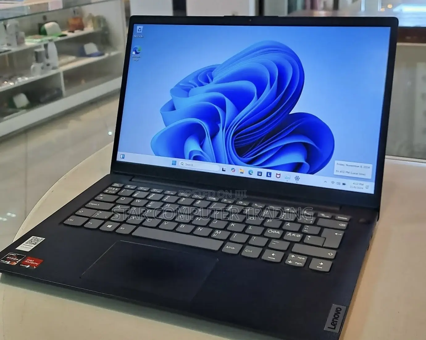 New Laptop Lenovo Ideapad 3 8GB AMD Ryzen 3 SSD 256GB