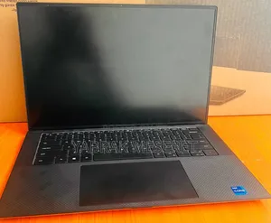 New Laptop Dell 16GB Intel Core I7 SSD 512GB