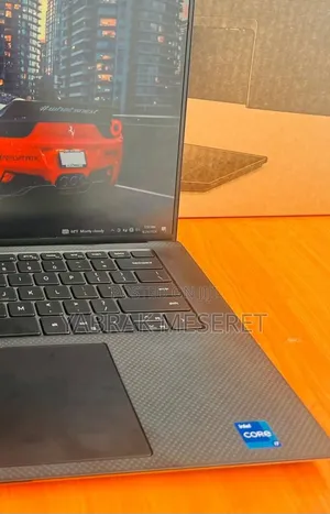 New Laptop Dell 16GB Intel Core I7 SSD 512GB