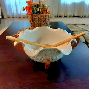 Photo - Ceramic Salad Bowl With Stand