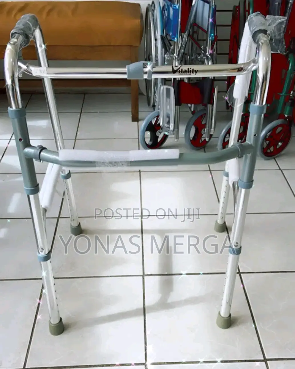 Height-Adjustable Walker¢፭ወከርwalker~0+ወከርwalker