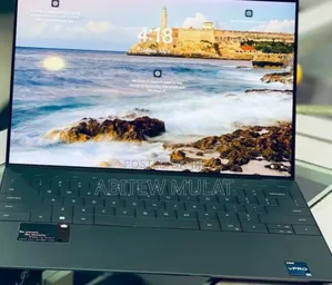 Photo - New Laptop Dell XPS 13 32GB Intel Core I7 SSD 1T