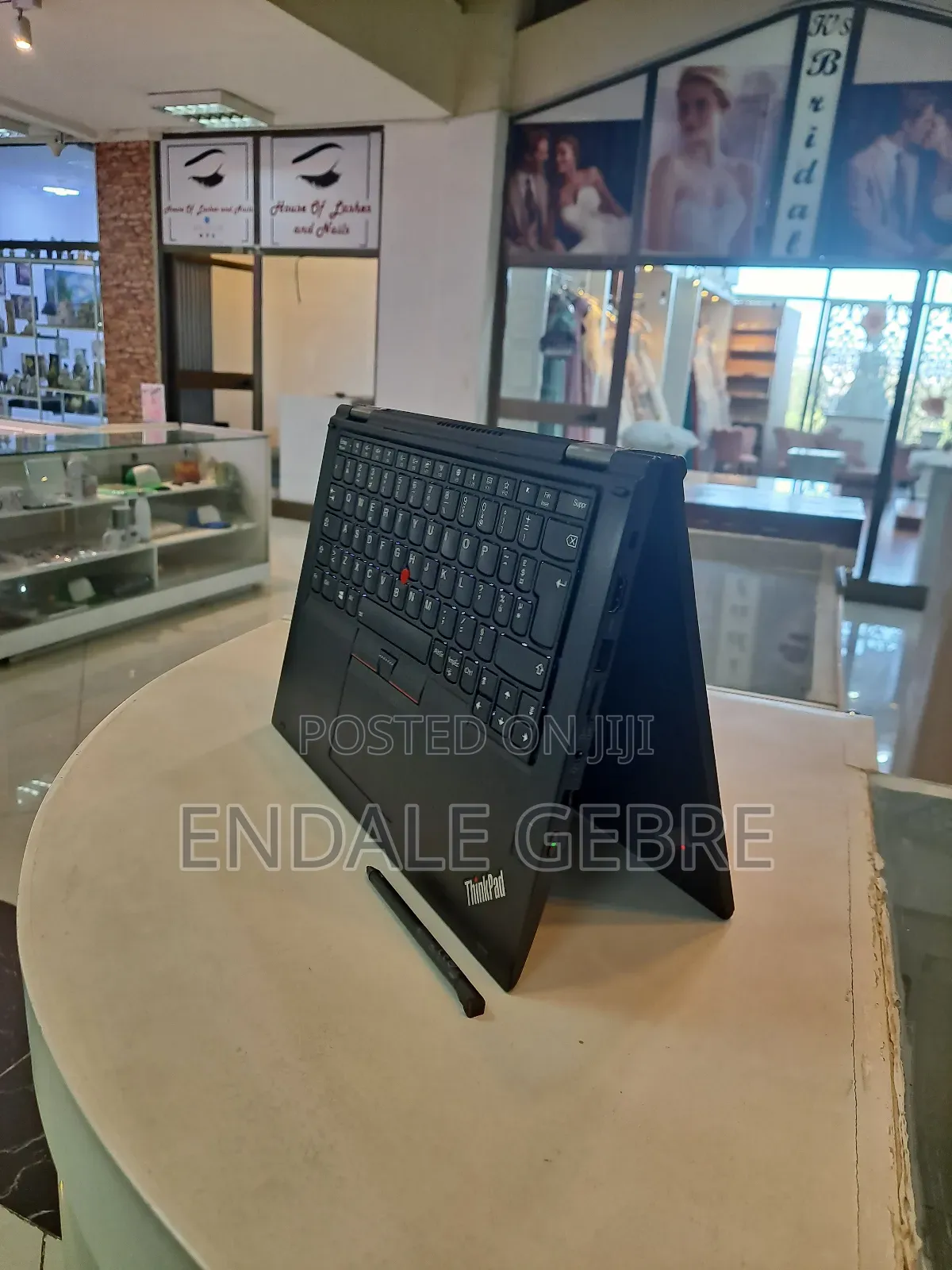 New Laptop Lenovo ThinkPad Yoga 370 8GB Intel Core I5 SSD 512GB