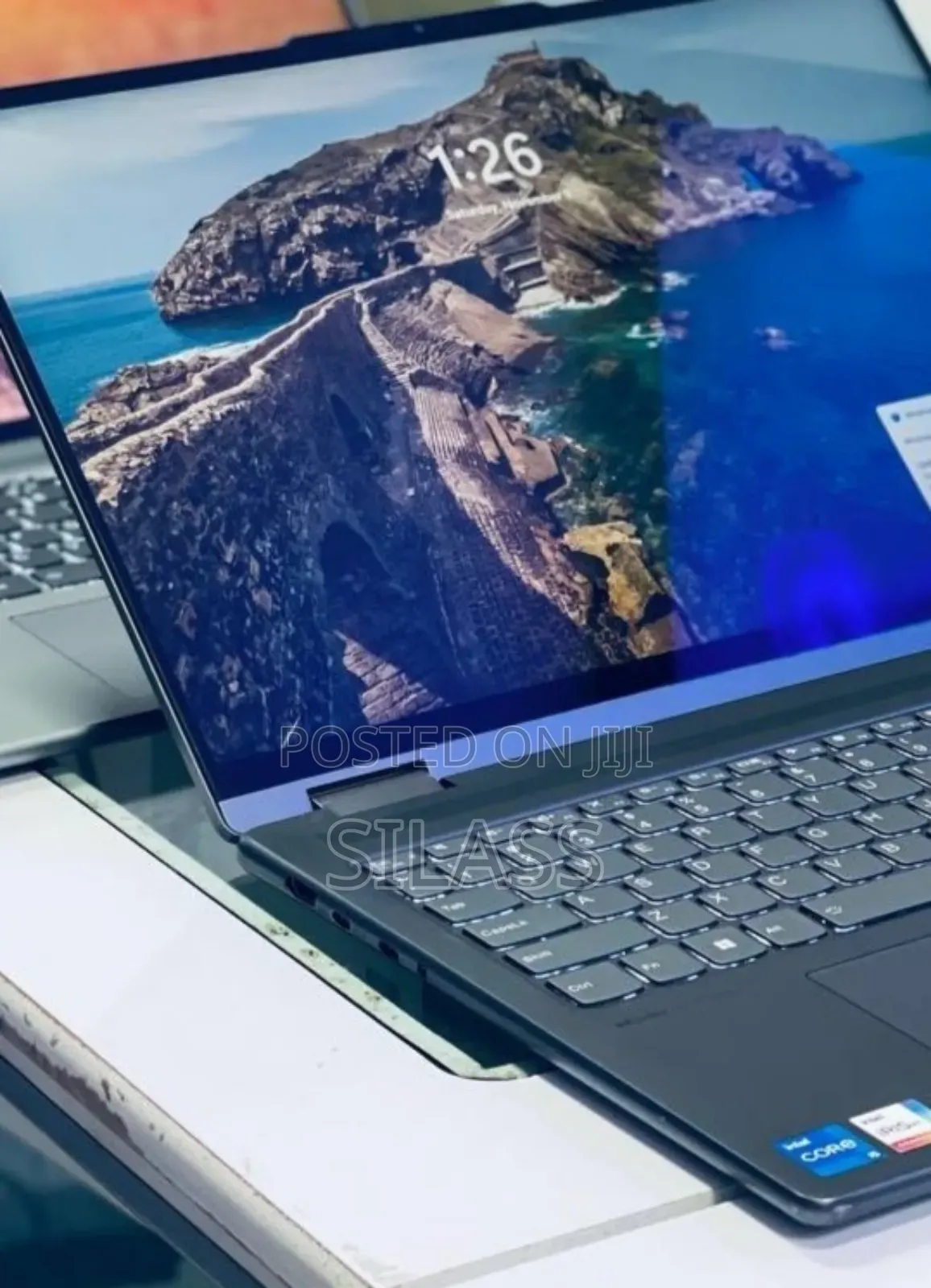 New Laptop Lenovo Yoga 9i 16GB Intel Core I7 SSD 512GB