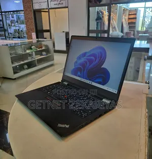 New Laptop Lenovo ThinkPad Yoga 370 8GB Intel Core I5 SSD 512GB