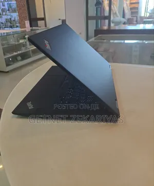 New Laptop Lenovo ThinkPad Yoga 370 8GB Intel Core I5 SSD 512GB