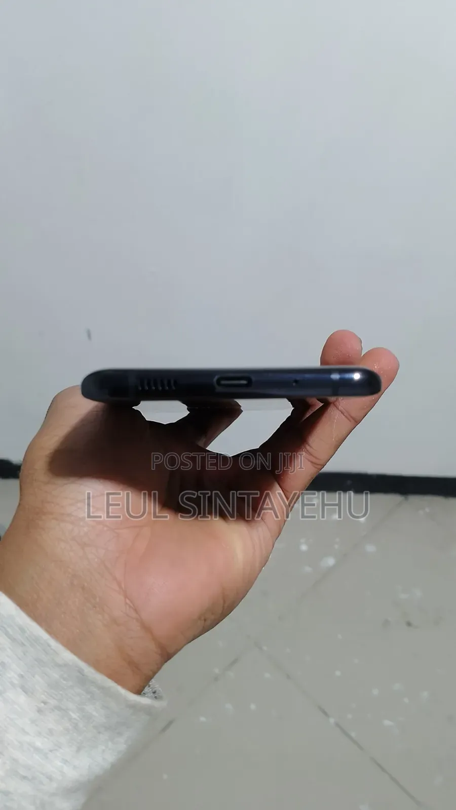 New Samsung Galaxy S20+ 128 GB Black