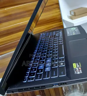 New Laptop MSI Katana 15 16GB AMD Ryzen 5 SSD 1T