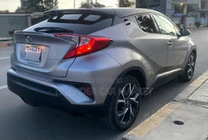 Toyota C-HR 2019 Silver