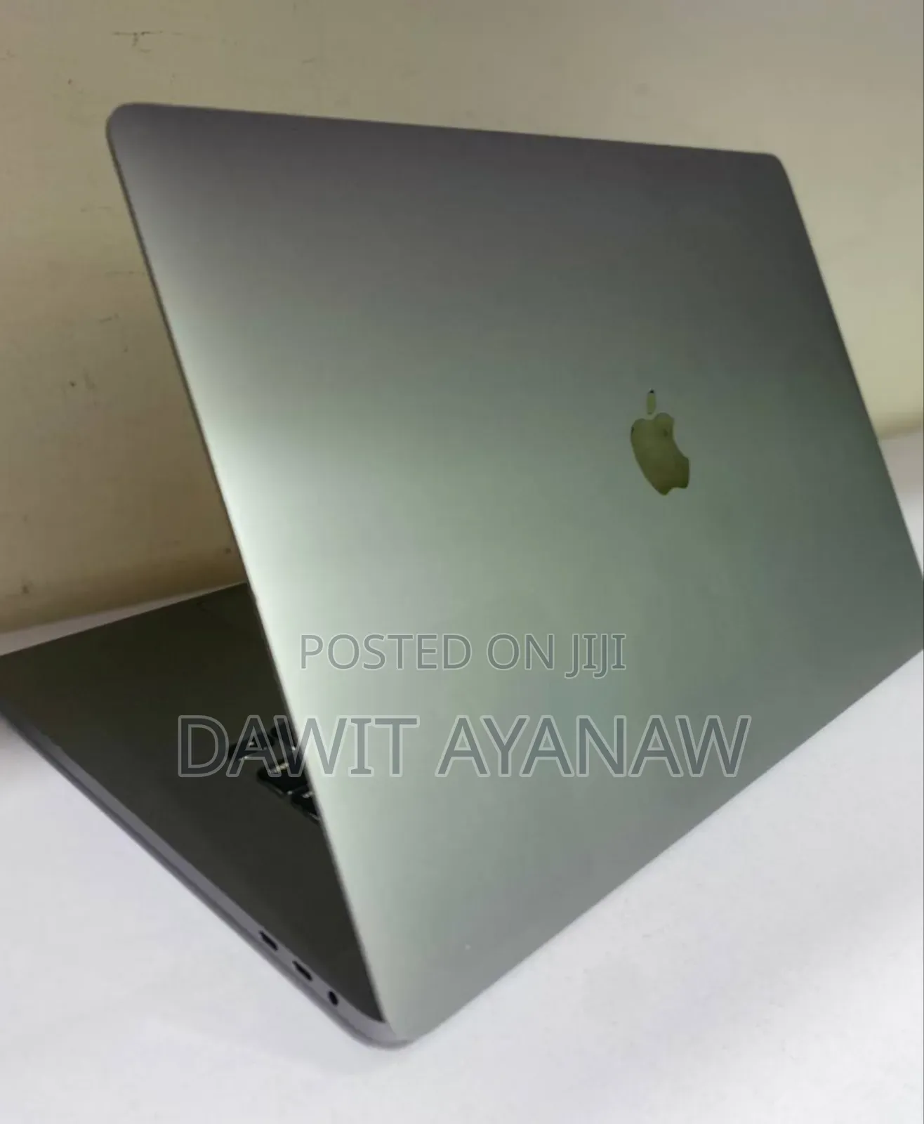 New Laptop Apple MacBook Pro 2019 16GB Intel Core I9 SSD 1T