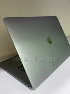 New Laptop Apple MacBook Pro 2019 16GB Intel Core I9 SSD 512GB