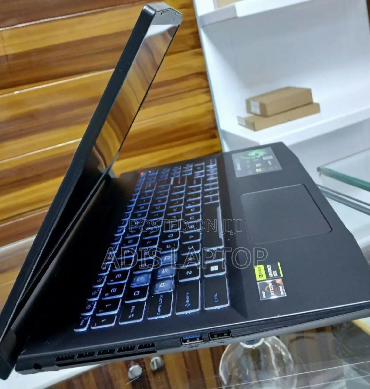 New Laptop MSI 16GB AMD Ryzen 5 SSD 1T