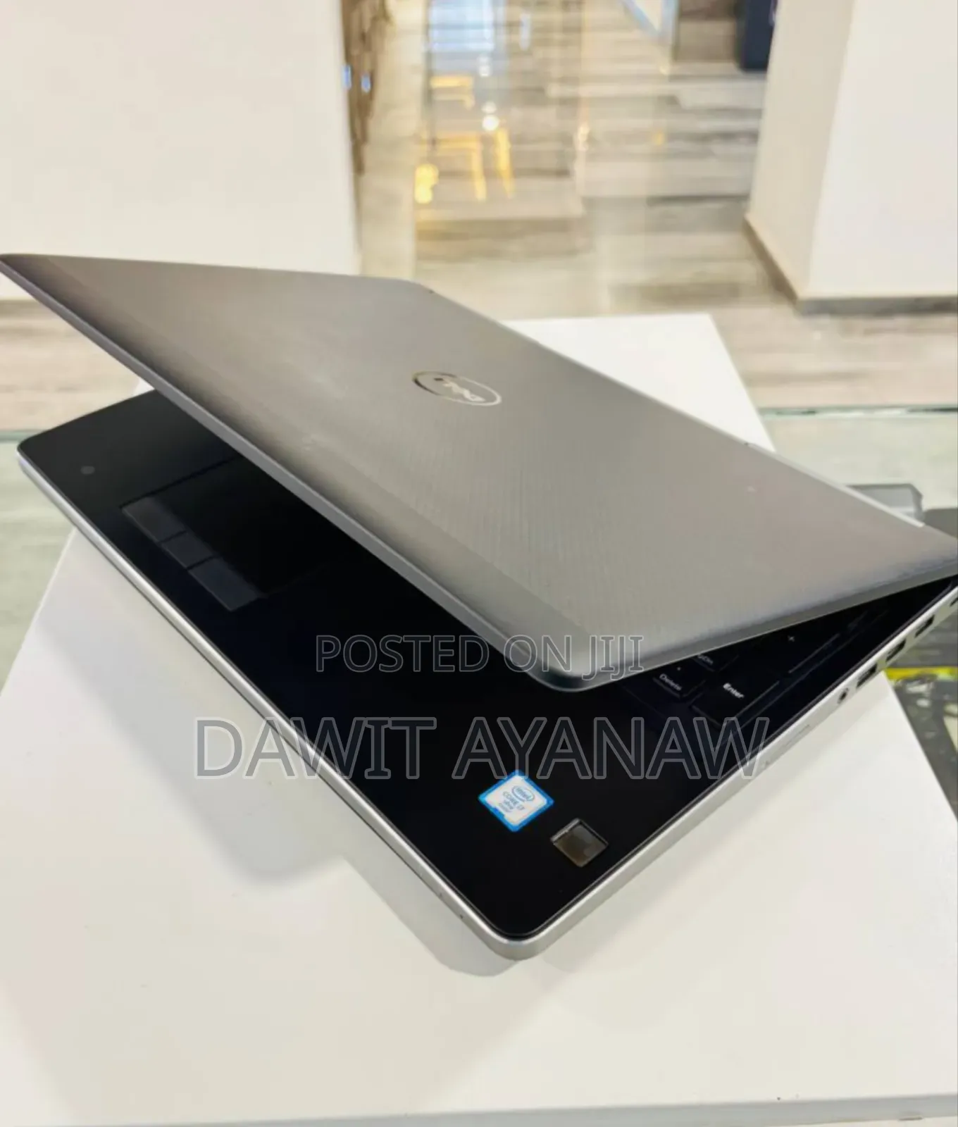 New Laptop Dell Precision 15 3520 16GB Intel Core I7 SSD 512GB