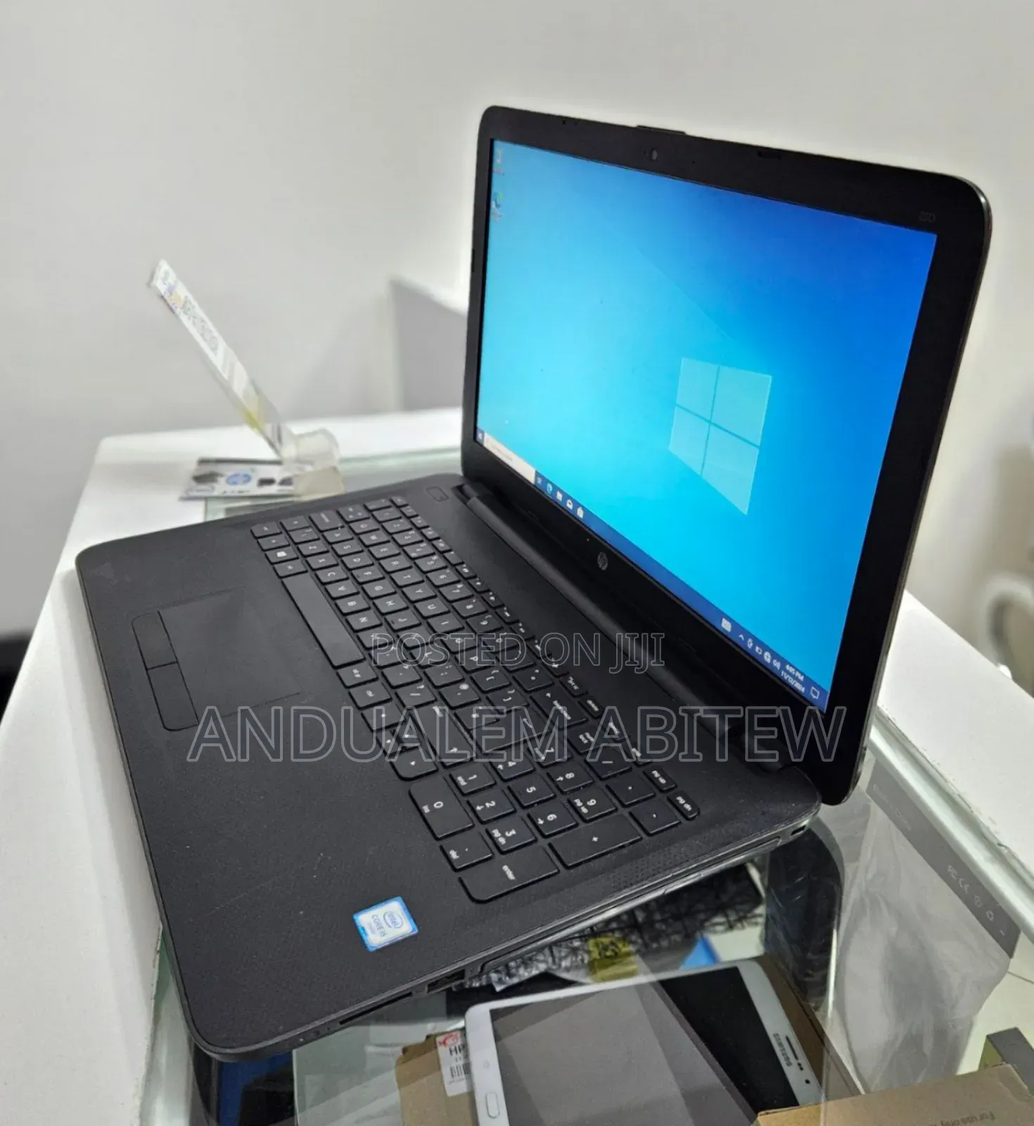 New Laptop HP Stream Notebook 8GB Intel Core I5 SSD 1T