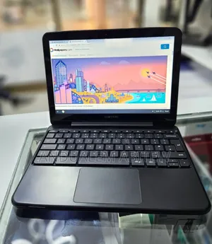 Photo - New Laptop Samsung Chromebook 3 11 4GB Intel Pentium SSD 16 GB