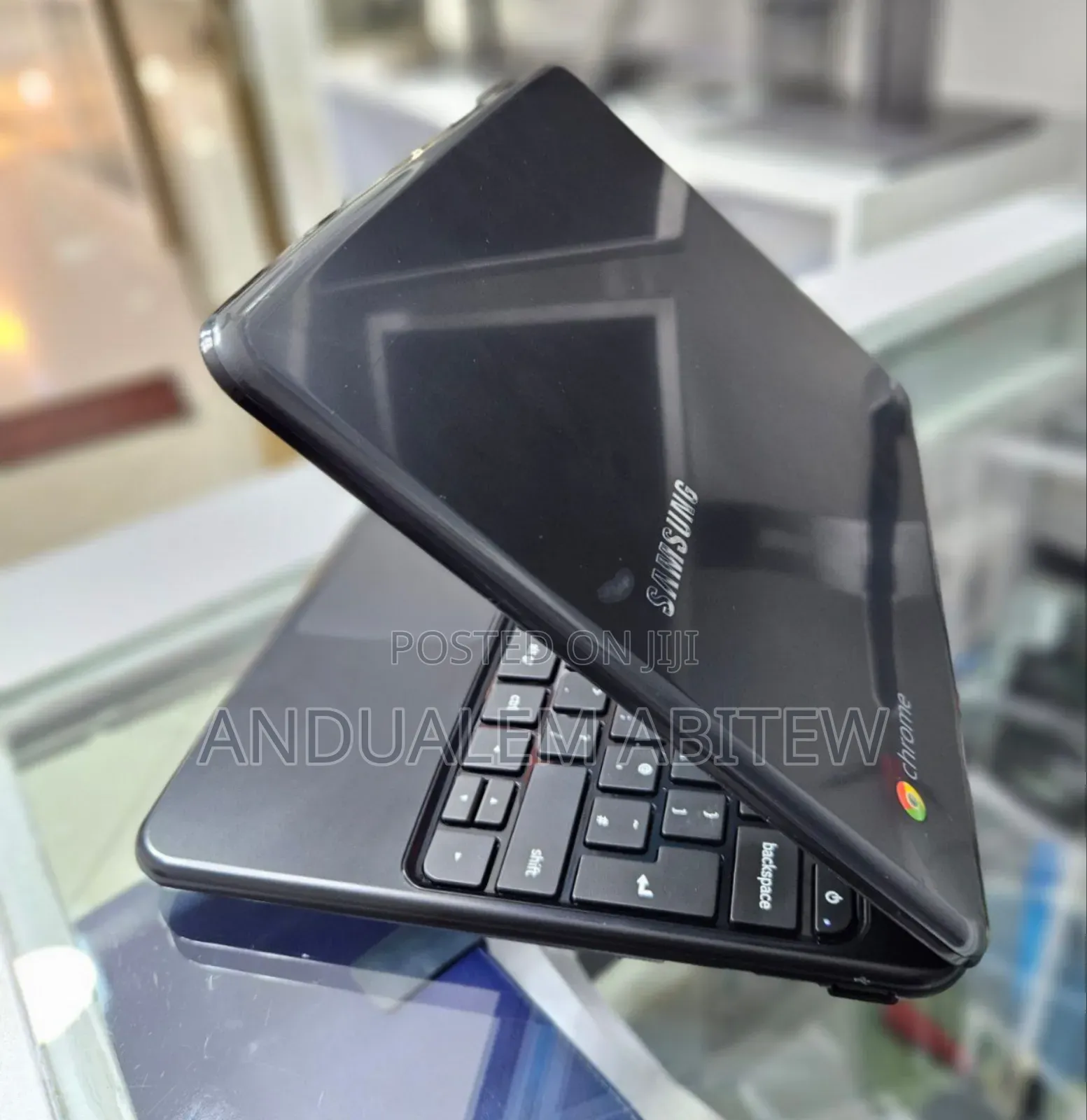 New Laptop Samsung Chromebook 3 11 4GB Intel Pentium SSD 16 GB